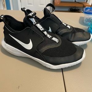Kids Nike  flex runners